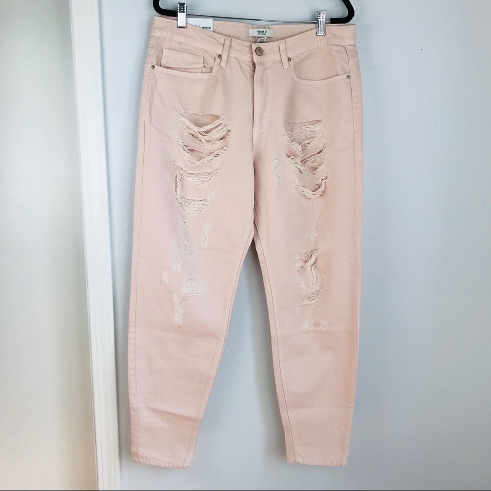 Forever 21 Blush Distressed Boyfriend Jeans Size 31
